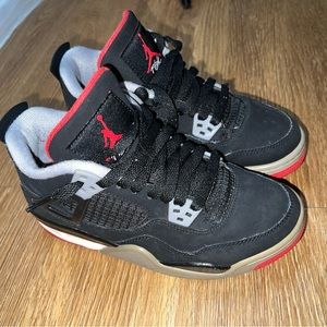 JORDAN RETRO “bred” 4s